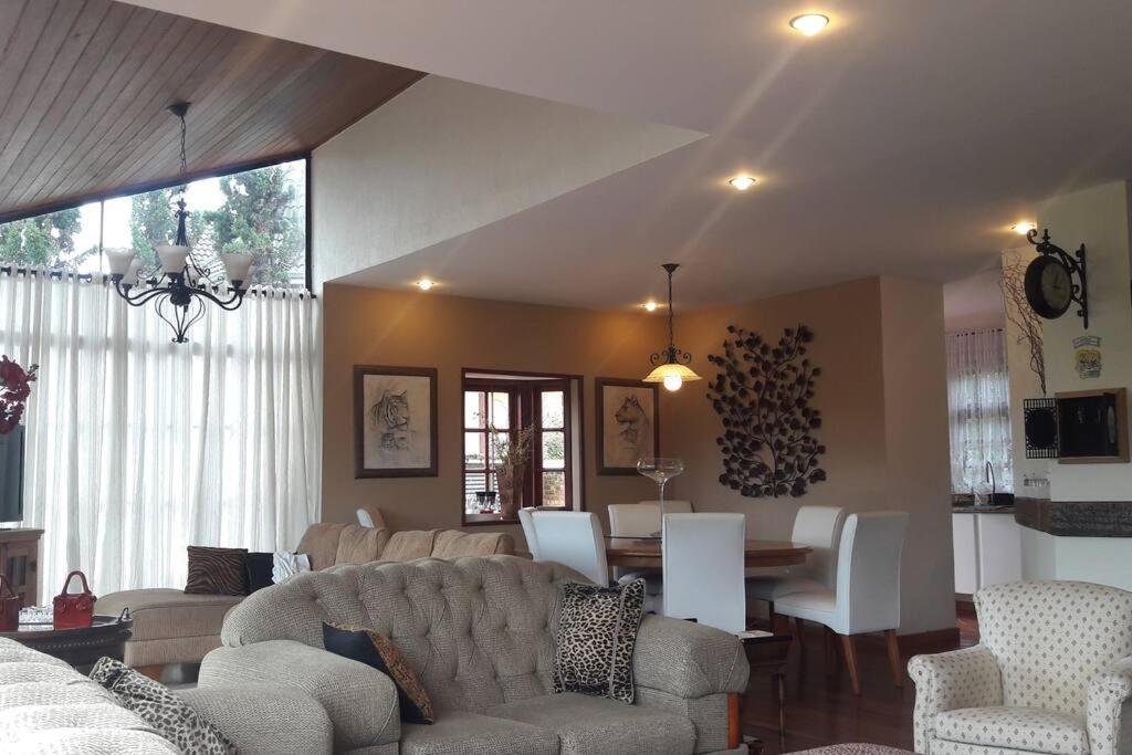 Casa E Vista Privilegiadas No Alto Do Capivari Campos do Jordão Екстериор снимка